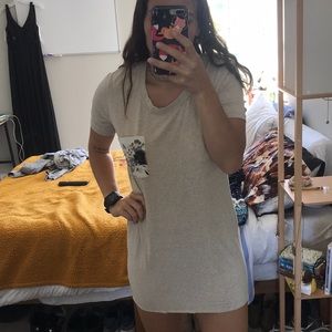 Cream t shirt dress, small